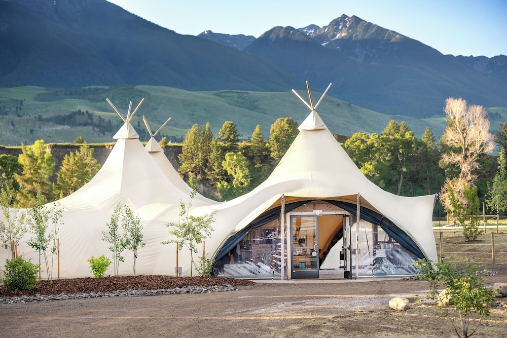 Under Canvas North Yellowstone - photo 3