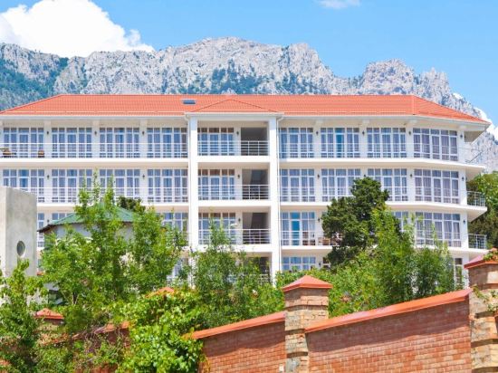 Dalamiya Hotel in Yalta, Ukraine