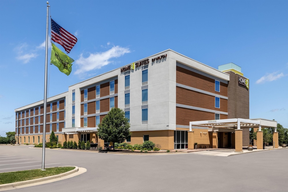 Home2 Suites by Hilton Milwaukee Brookfield — hotel in Waukesha