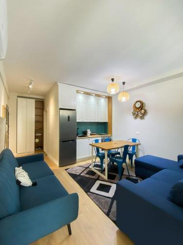 Albanian Dream Escape Apartment — 4-Star Luxury Hotel in Golem, Albania