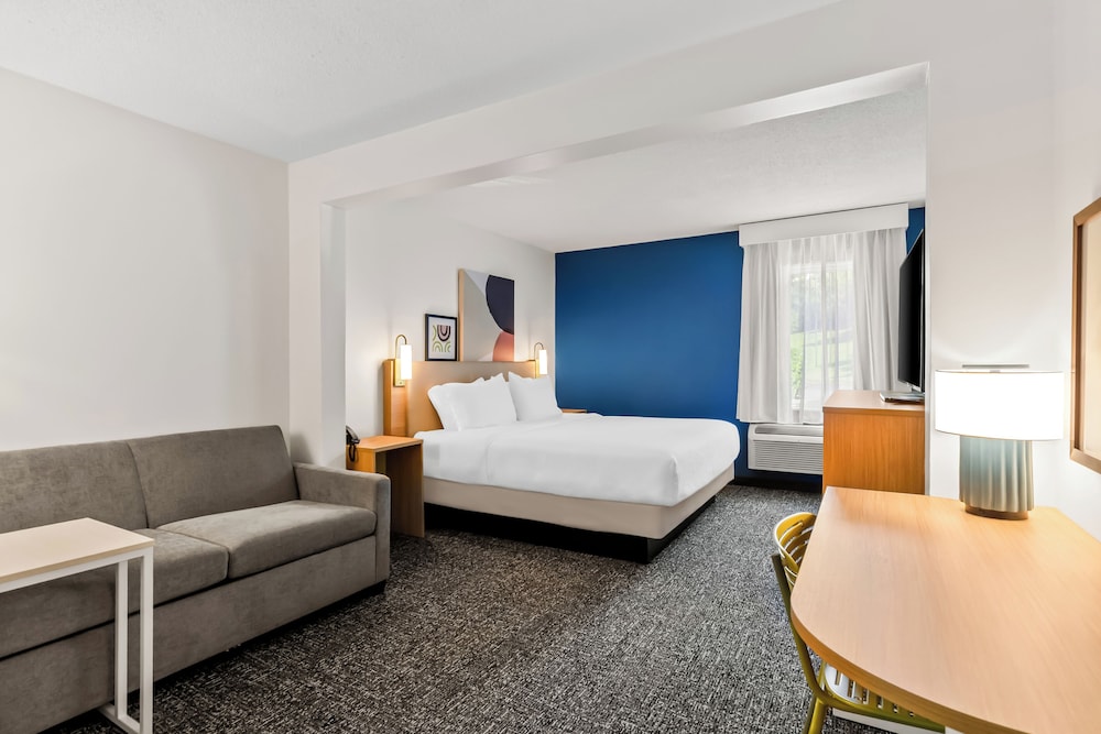 Spark by Hilton Lexington - photo 11