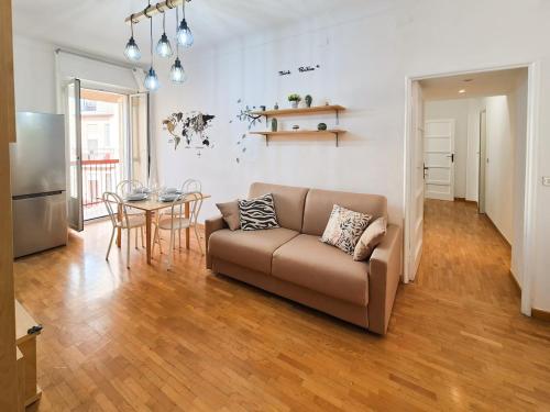 Comfortable two room apartment in Milan — 4-Star Luxury Hotel in Milan, Italy