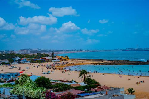 Beautiful and Stylish 2BR Appartment with a wide Beach View — 4-Star Luxury Hotel in Mohammedia, Morocco