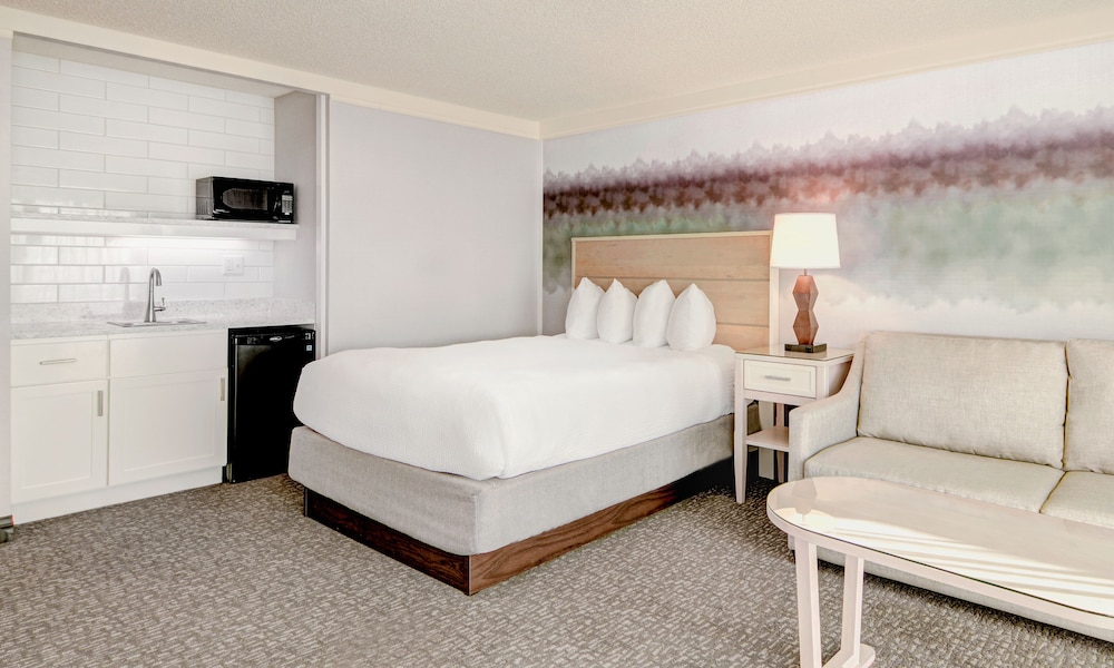 Hallmark Resort Newport - photo 14