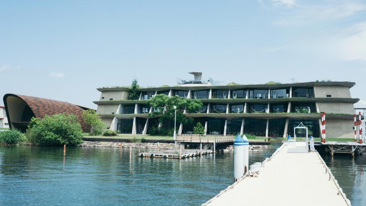 Setre Marina Biwako — 4-Star Luxury Hotel in Moriyama, Japan