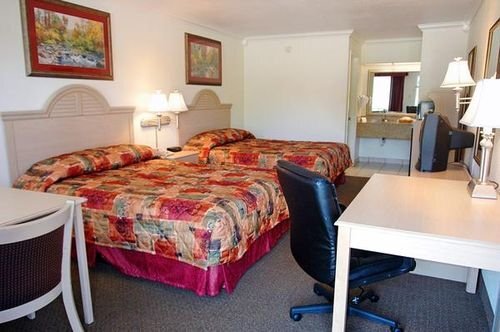 Days Inn by Wyndham Little Rock South - photo 3