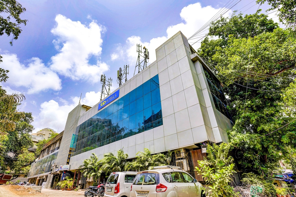 OYO 16446 Hotel Veera Residency