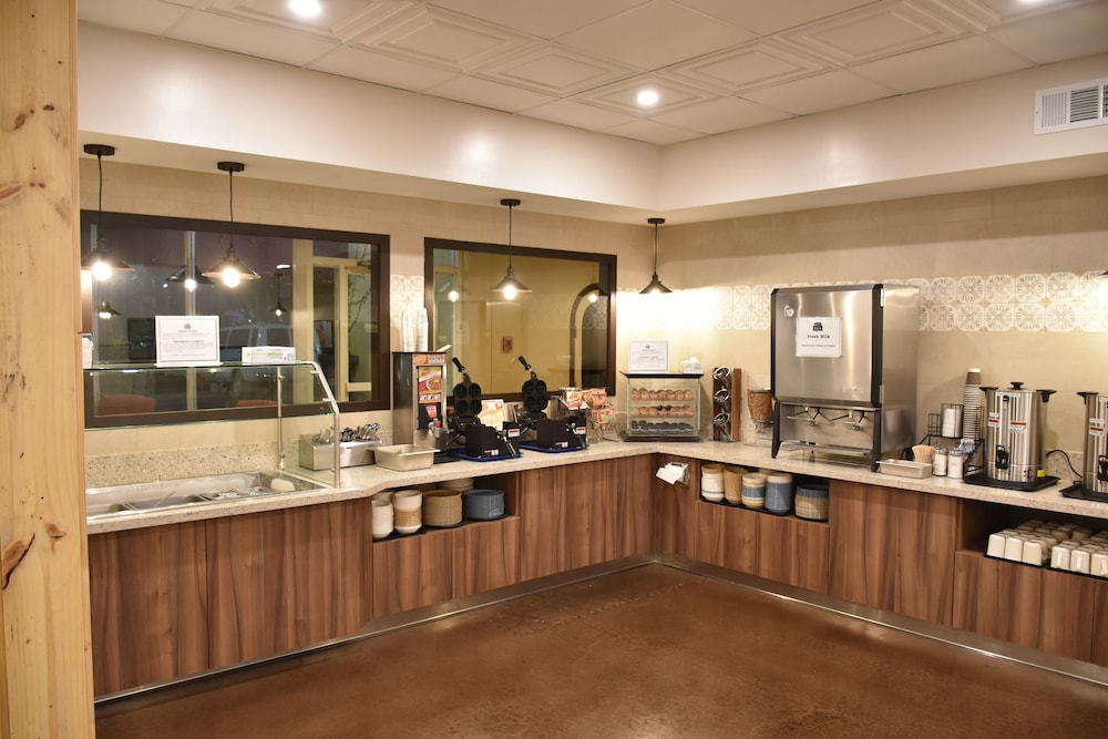 Ontario Airport Inn - photo 8