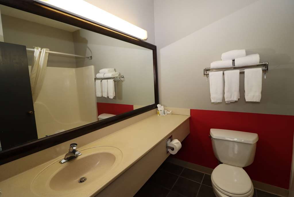 Super 8 by Wyndham Perryville - photo 27