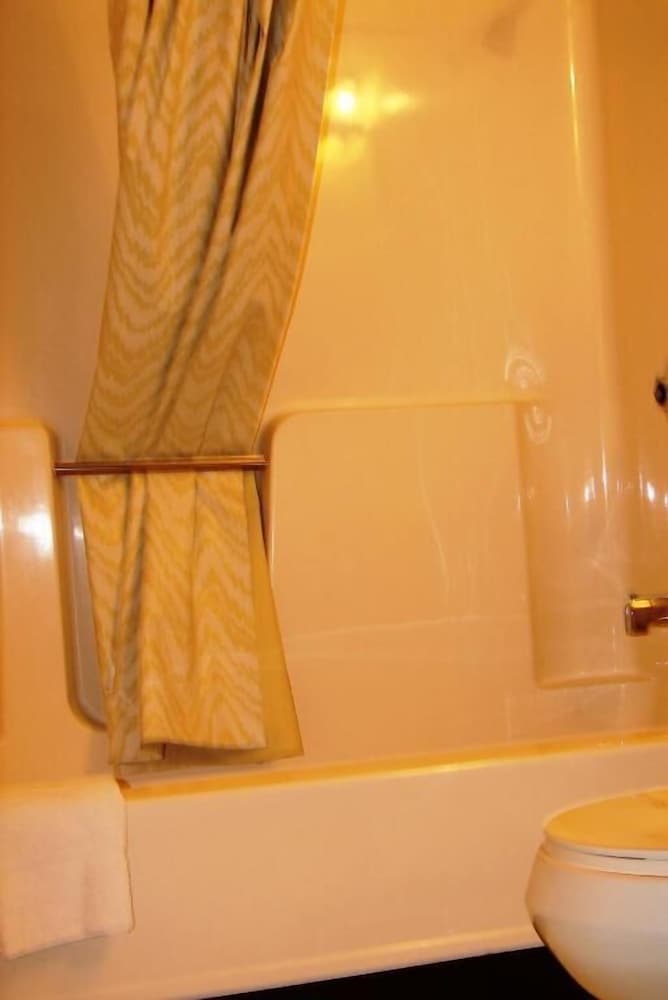 Baxter Inn - photo 27