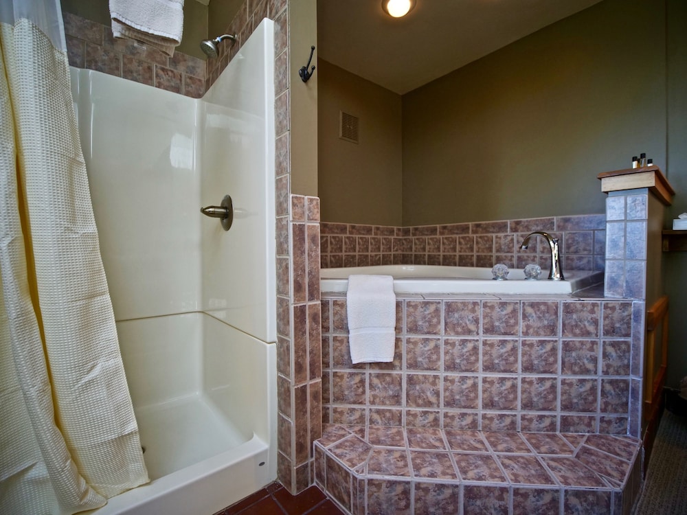 Whaleback Inn - photo 36