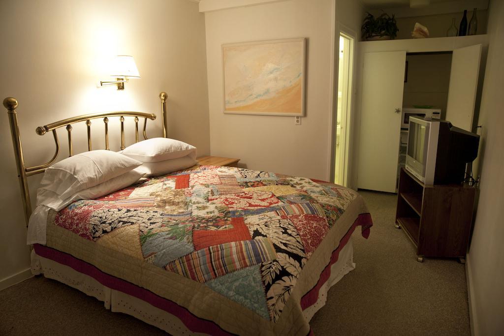 Grey Whale Inn - photo 8