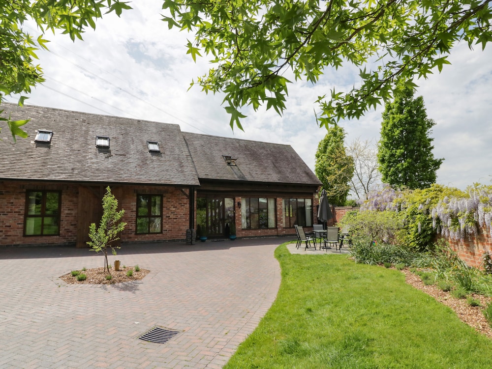 The Stables — hotel in Stourbridge