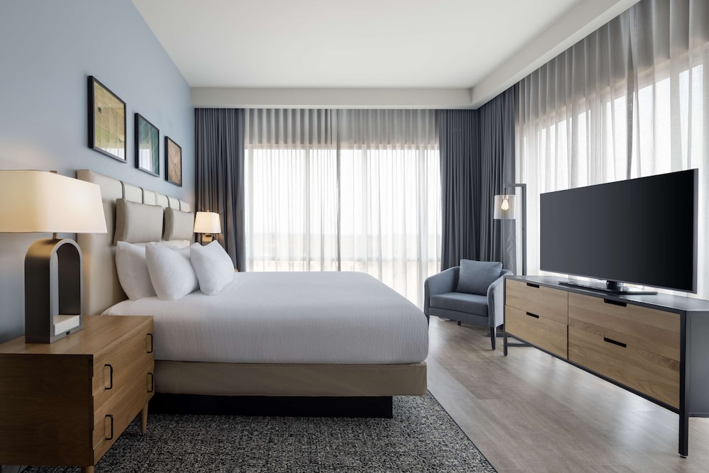 Embassy Suites by Hilton Bowling Green - photo 9