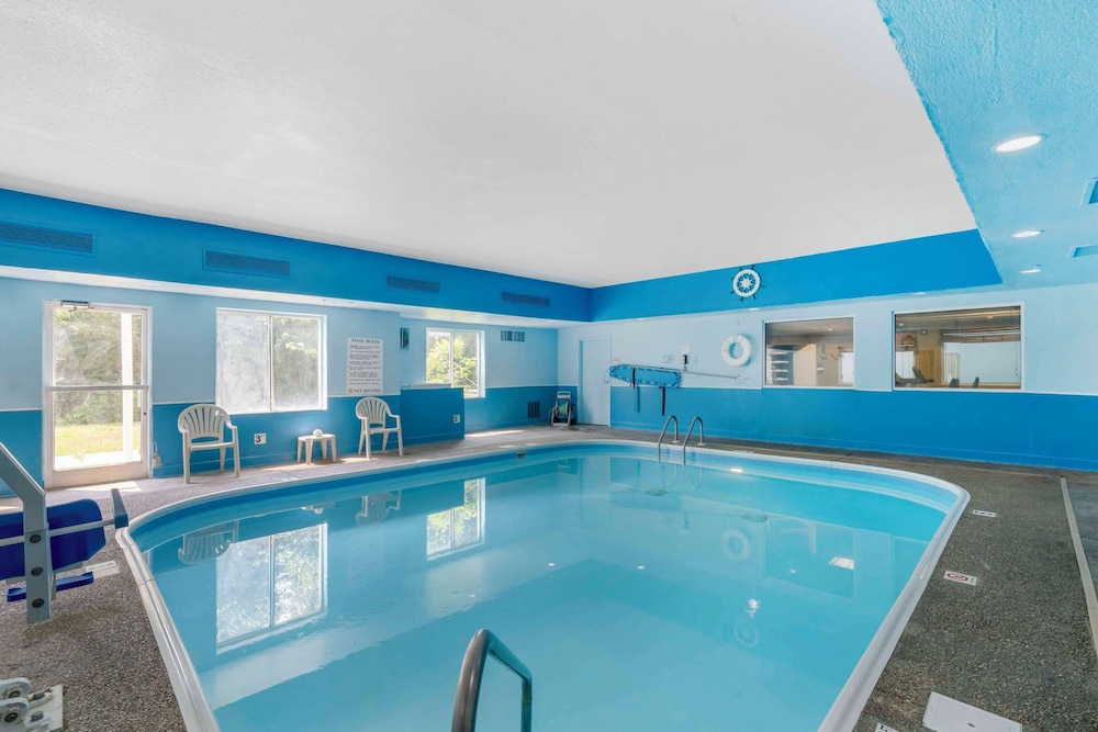 Spark by Hilton La Grange - photo 13