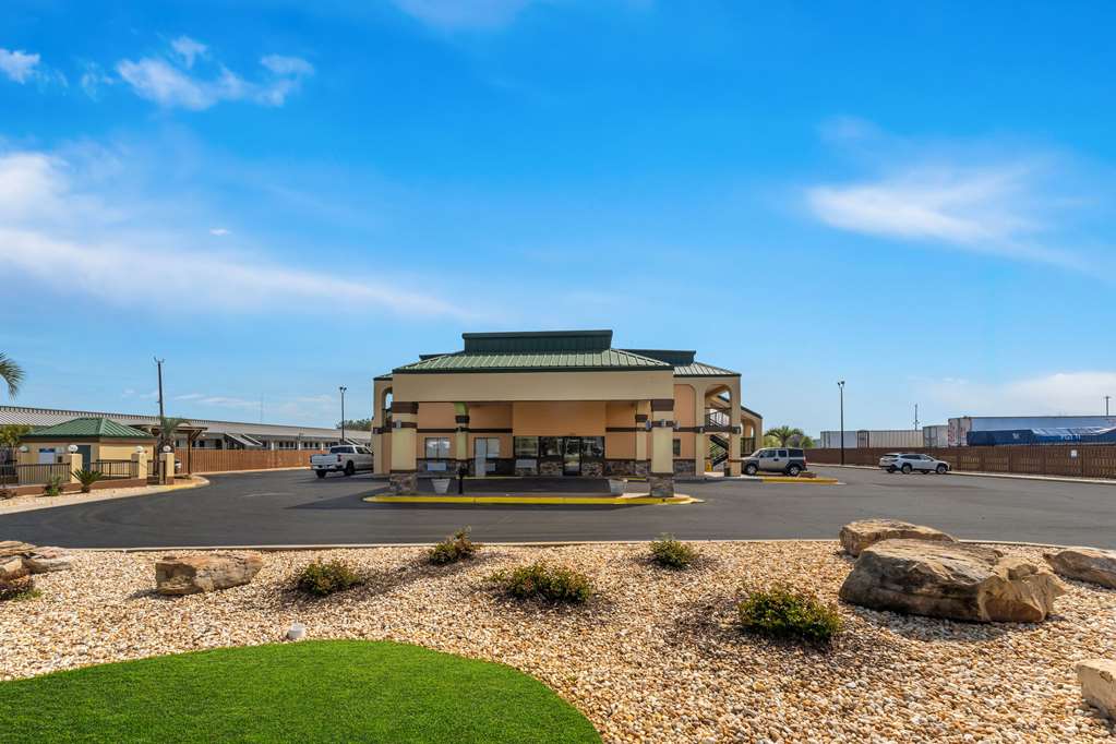 Quality Inn & Suites Dublin - photo 2