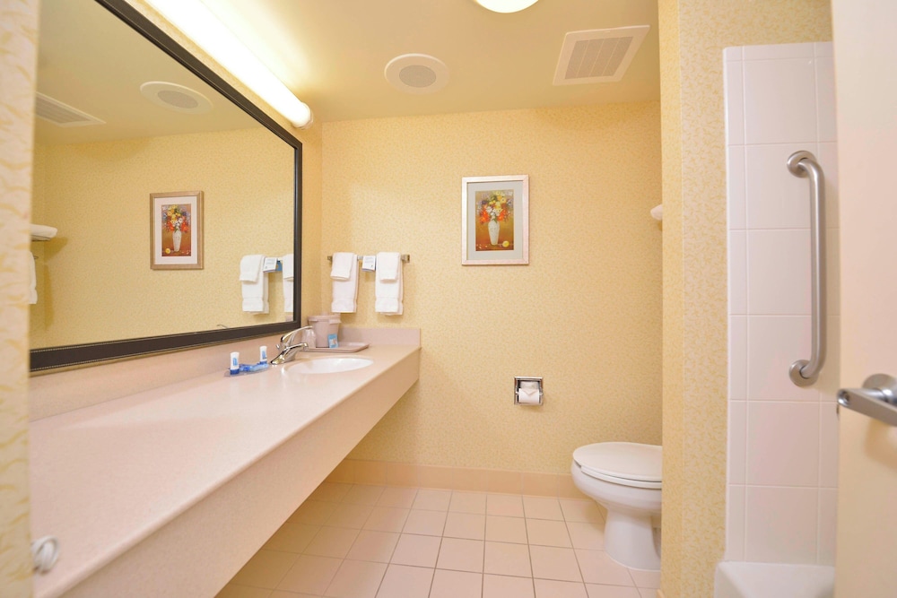 Fairfield Inn & Suites by Marriott Williamsport - photo 13