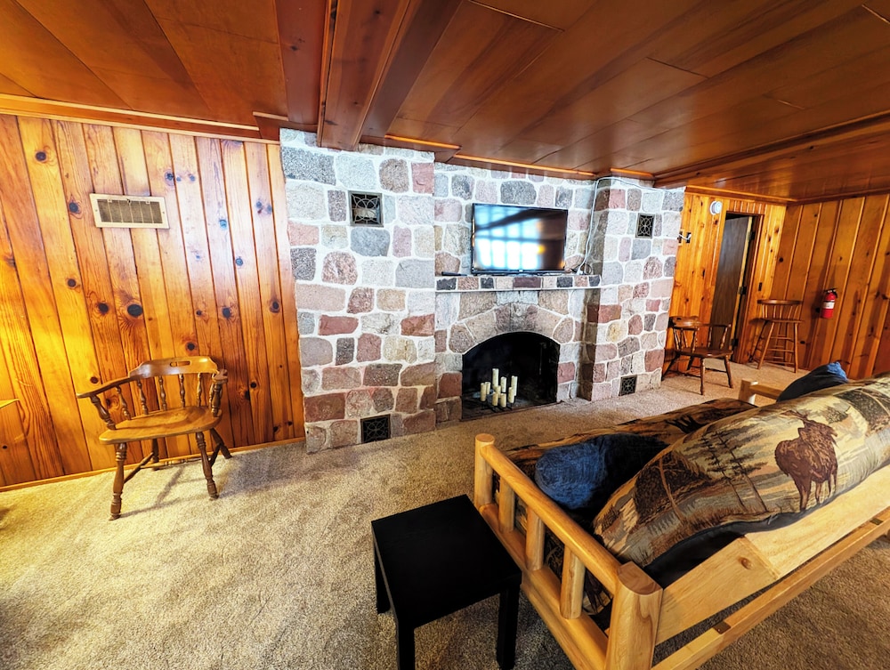 Coadys' Point of View Lake Resort - photo 283