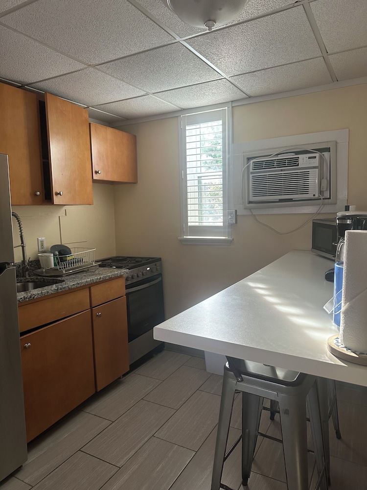 Vineyard Harbor Motel Private Beach - photo 117