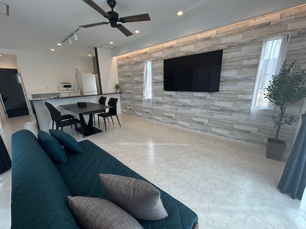 Porte Bonheur in Miyakojima, Japan