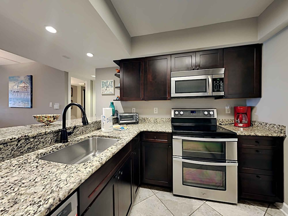 Regency Towers by Southern Vacation Rentals - photo 187