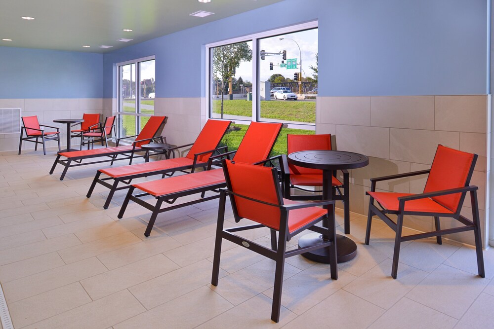 Holiday Inn Express & Suites Mall of America MSP Airport by IHG - photo 29