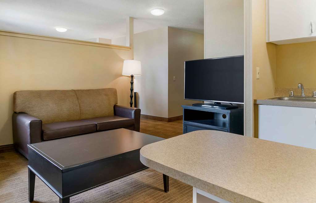 Extended Stay America Suites Detroit Madison Heights - photo 38