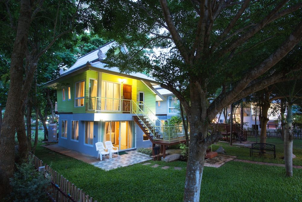 Golden Gold Khaoyai Resort & Spa in Pak Chong, Thailand