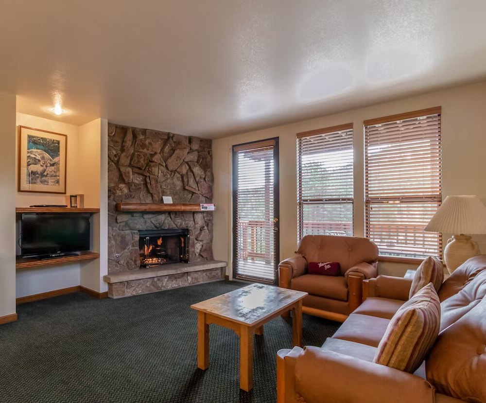 Wildwood Inn - photo 43