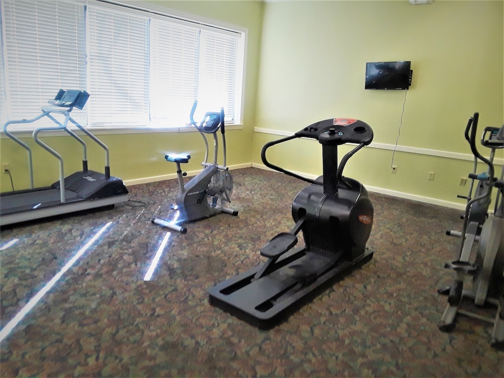 Madison Inn and Suites - photo 59