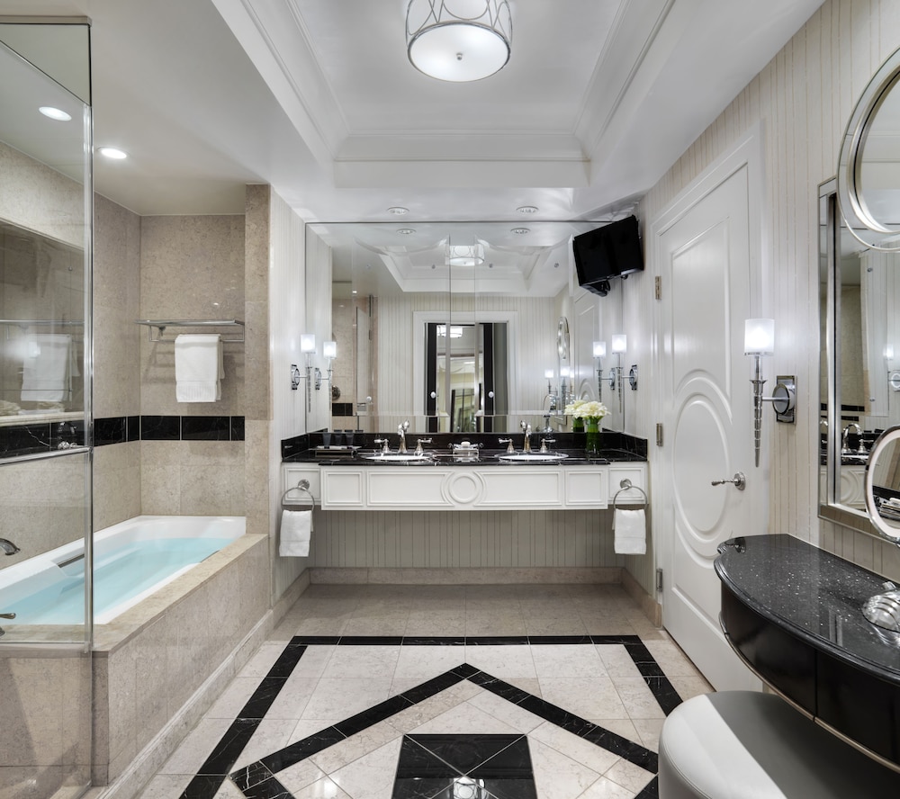 The Palazzo Prestige Club Lounge - photo 20