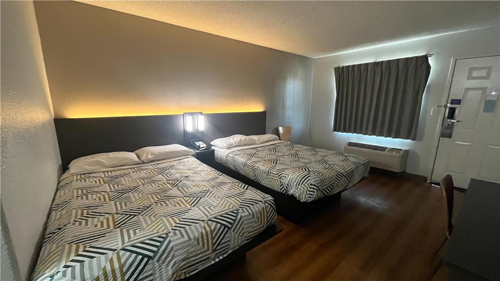 Motel6 Modesto CA - photo 14