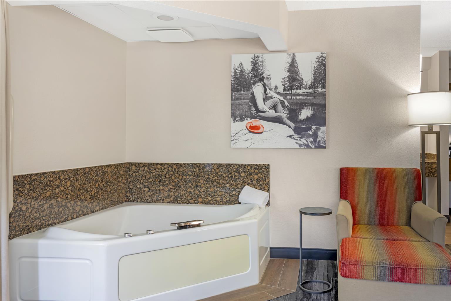 Best Western Plus McCall Lodge & Suites - photo 15