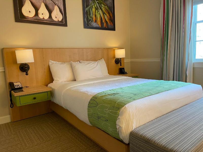The Essex Resort & Spa - photo 12