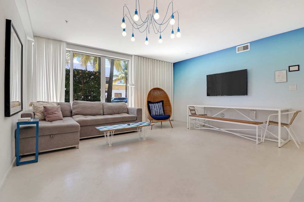 Roami at 250 Collins - photo 85