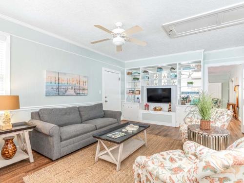 Beach Bum Inn - photo 9