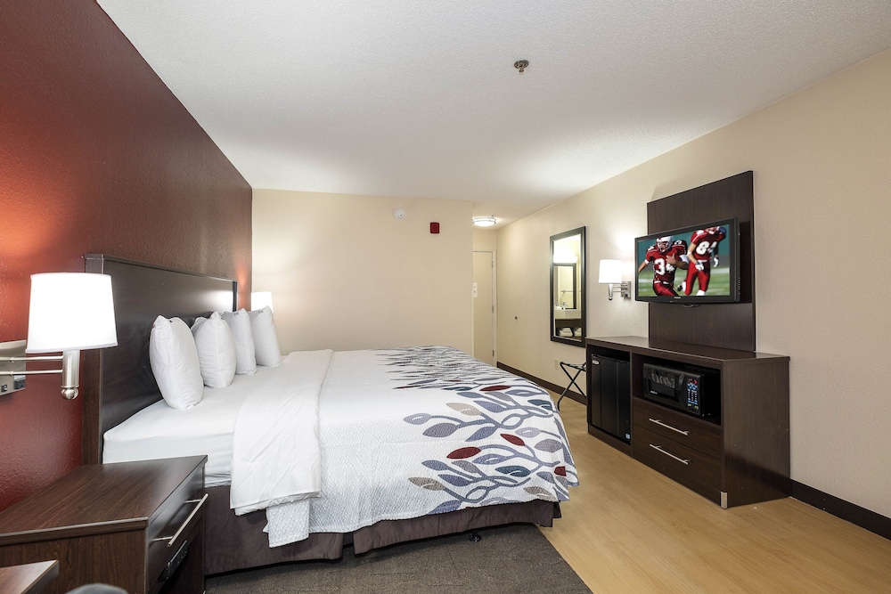 Red Roof Inn Washington PA - photo 17