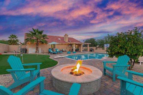 Glenbrook Free Heated Pool Hot Tub Fire Pit — Fountain Hills