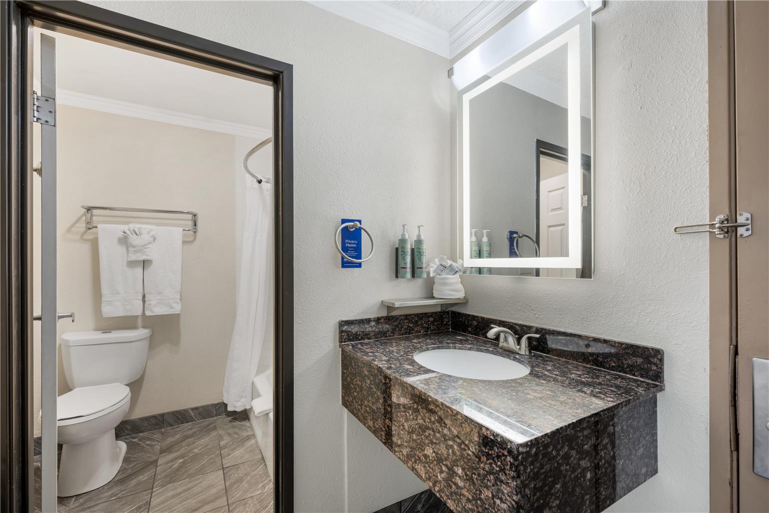 Best Western Airport Albuquerque InnSuites Hotel & Suites - photo 20