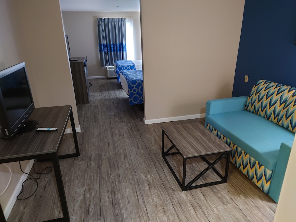 Baymont by Wyndham Adairsville - photo 12