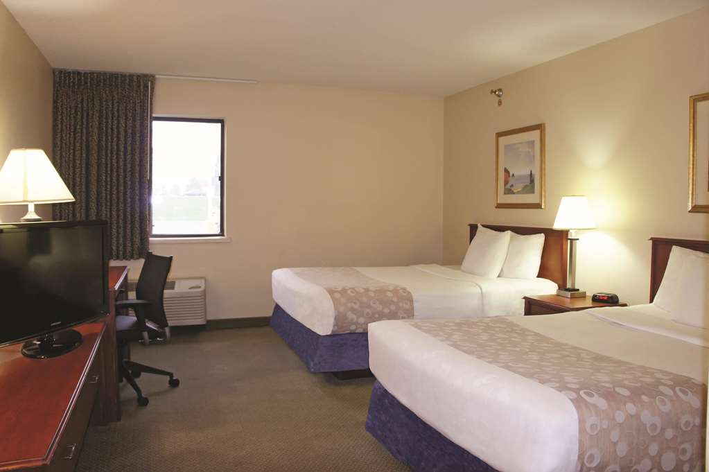 La Quinta Inn by Wyndham Omaha Southwest - photo 12