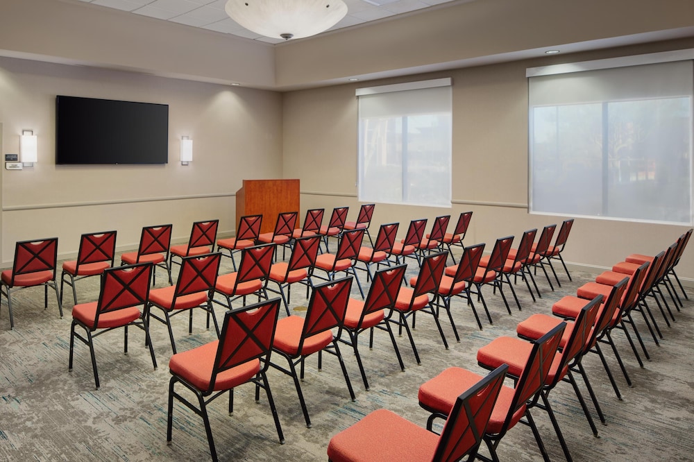 Hilton Garden Inn Phoenix North Happy Valley - photo 41