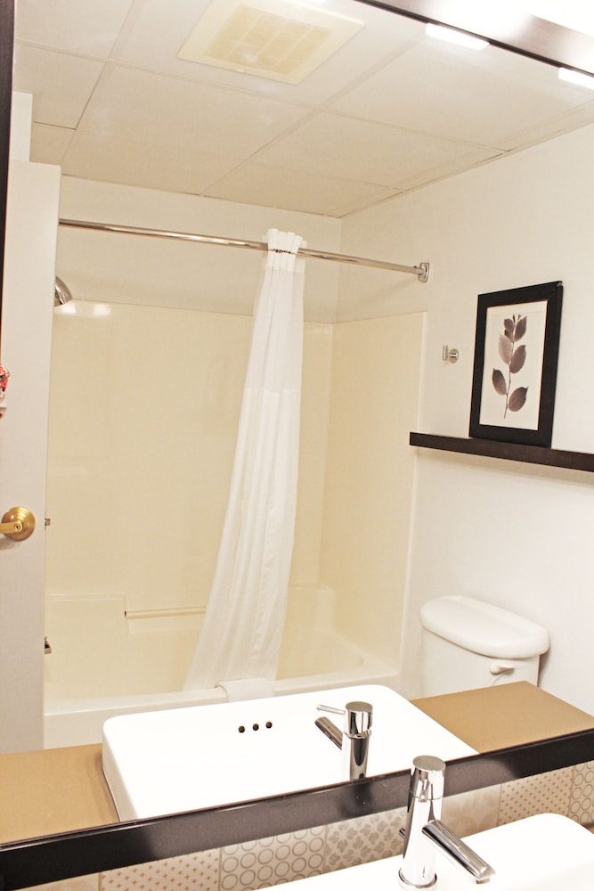 Country Inn & Suites by Radisson Marinette WI - photo 28