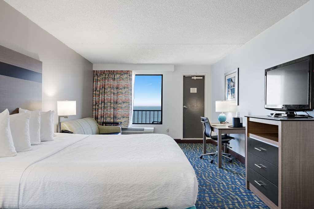 Best Western Plus Holiday Sands Inn & Suites - photo 12