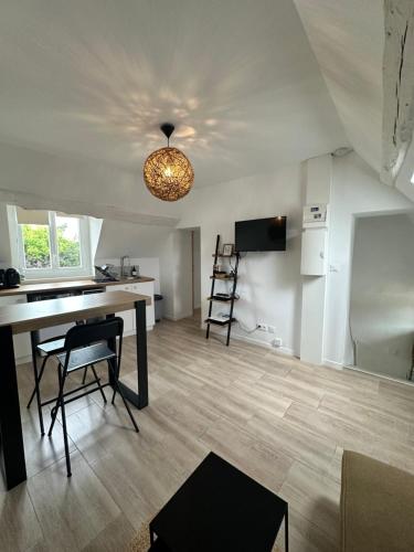 Appartements Pacy Sur Eure - last minute hotel in Unknown City