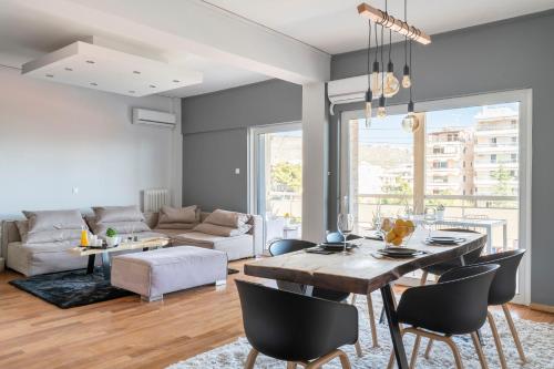 Riviera Eclipse — 4-Star Luxury Hotel in Athens, Greece