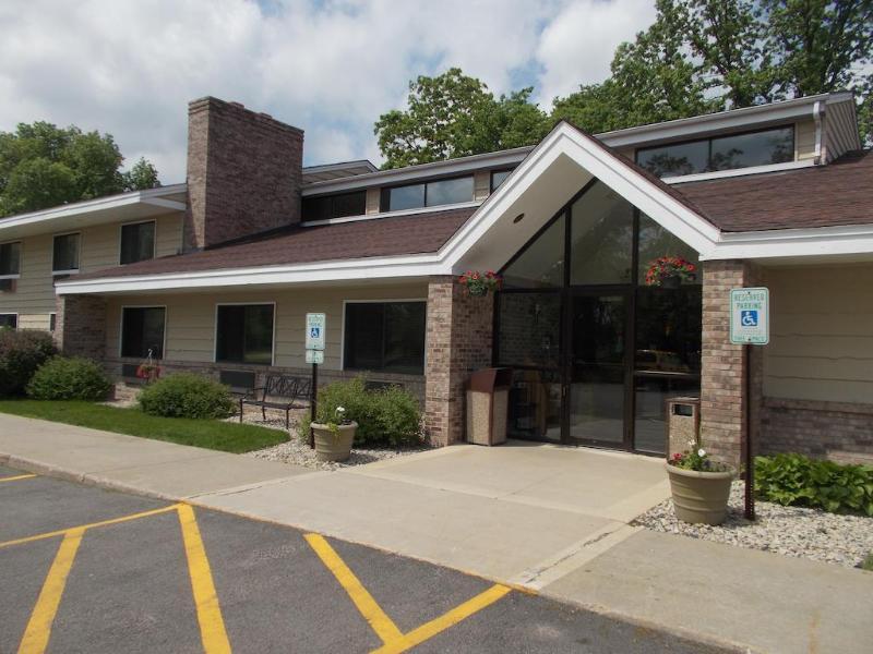Boarders Inn & Suites by Cobblestone Hotels Ripon - carbon neutral hotel in Ripon
