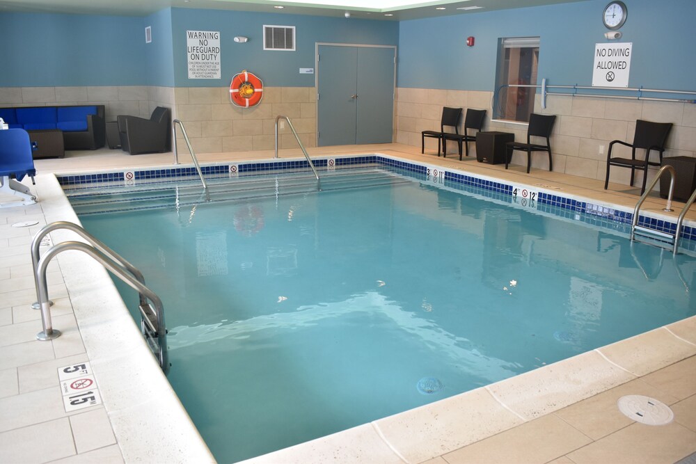 Holiday Inn Express & Suites Boston South Randolph by IHG - photo 29