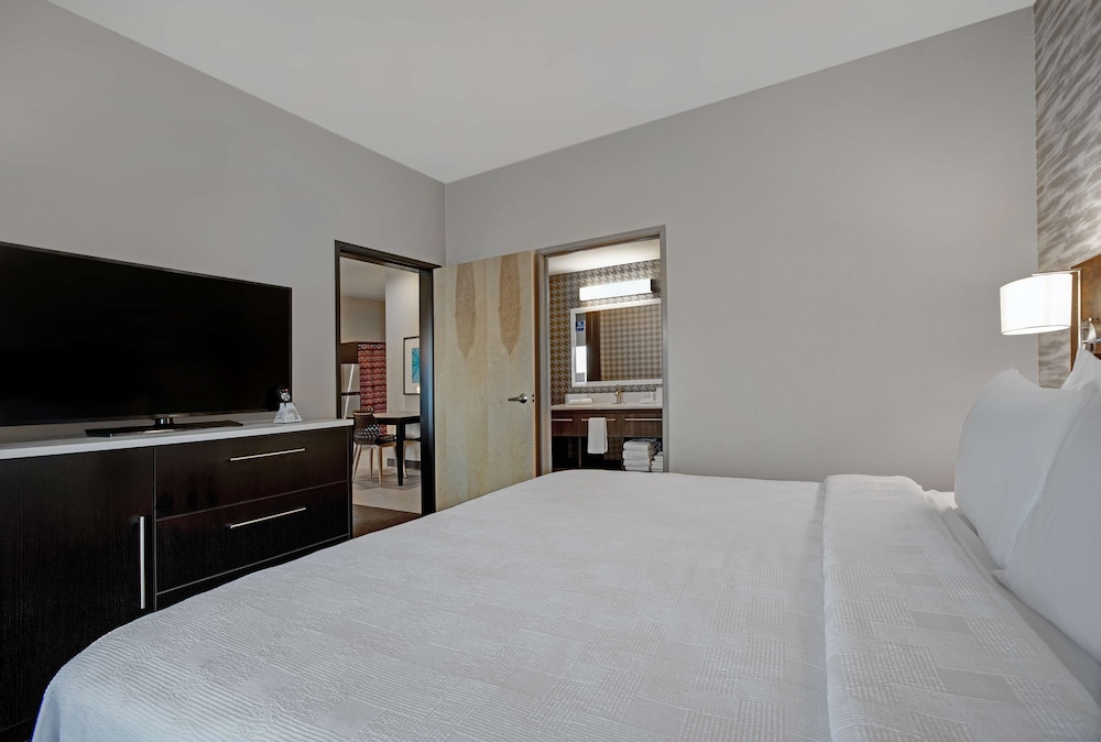 Home2 Suites by Hilton Yuma Pivot Point - photo 12