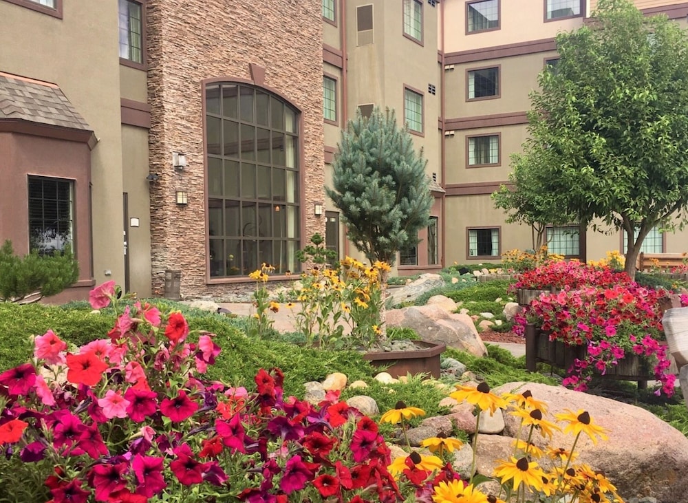 Staybridge Suites Great Falls by IHG - photo 72